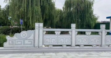 西藏 芝麻灰桥栏杆、河道栏杆安装效果