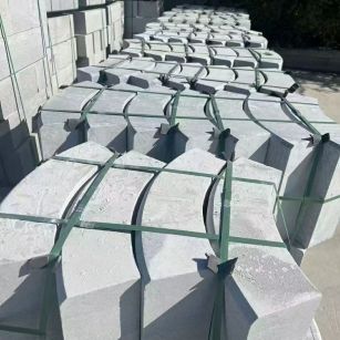 西藏 芝麻灰弧形路沿石