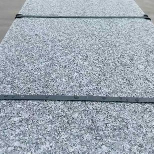 西藏 芝麻黑火烧面毛板，条板，半成品