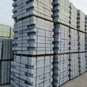 西藏 路沿石（路侧石），颜色一致，尺寸标准