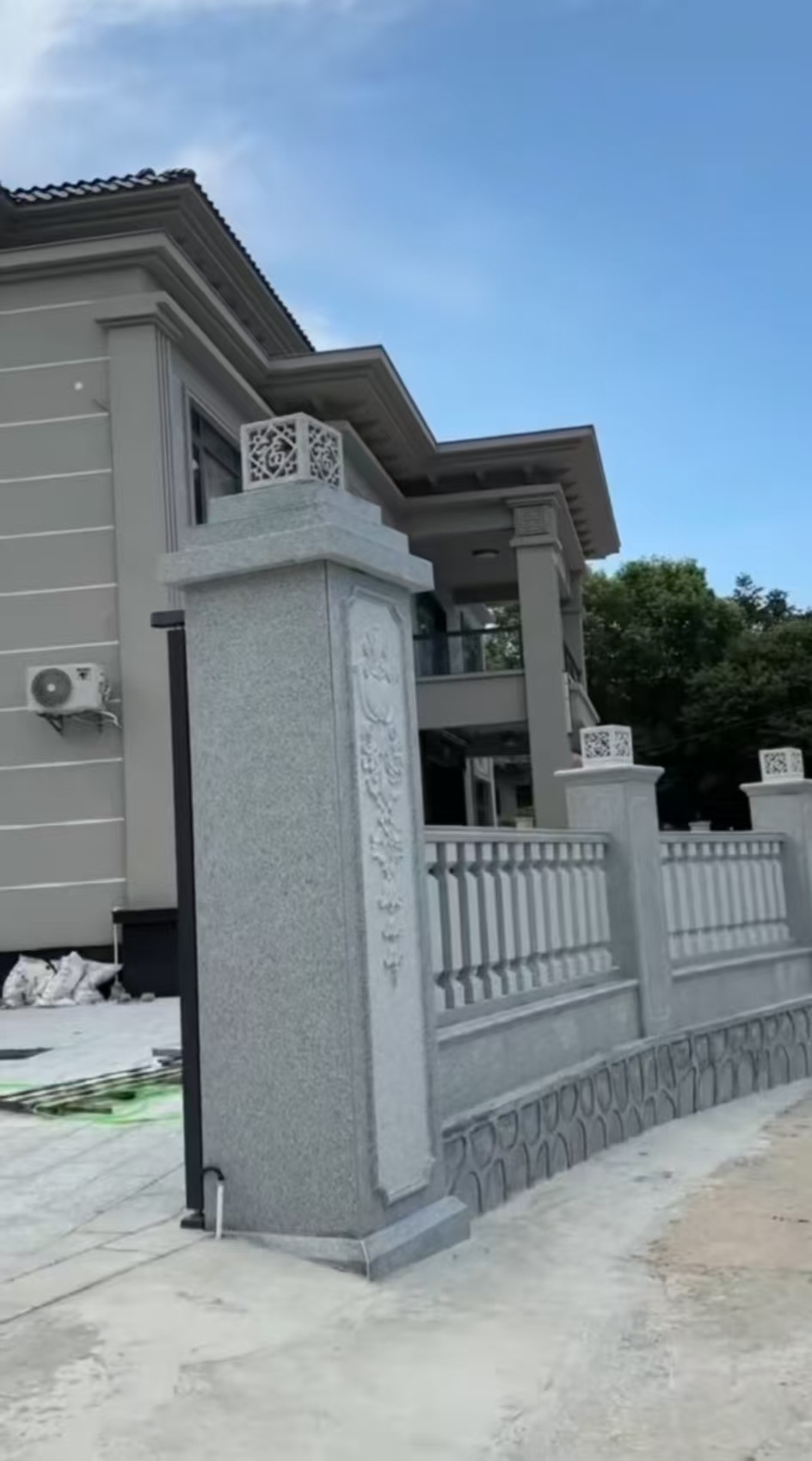 西藏 芝麻白别墅围墙栏杆，私人订制