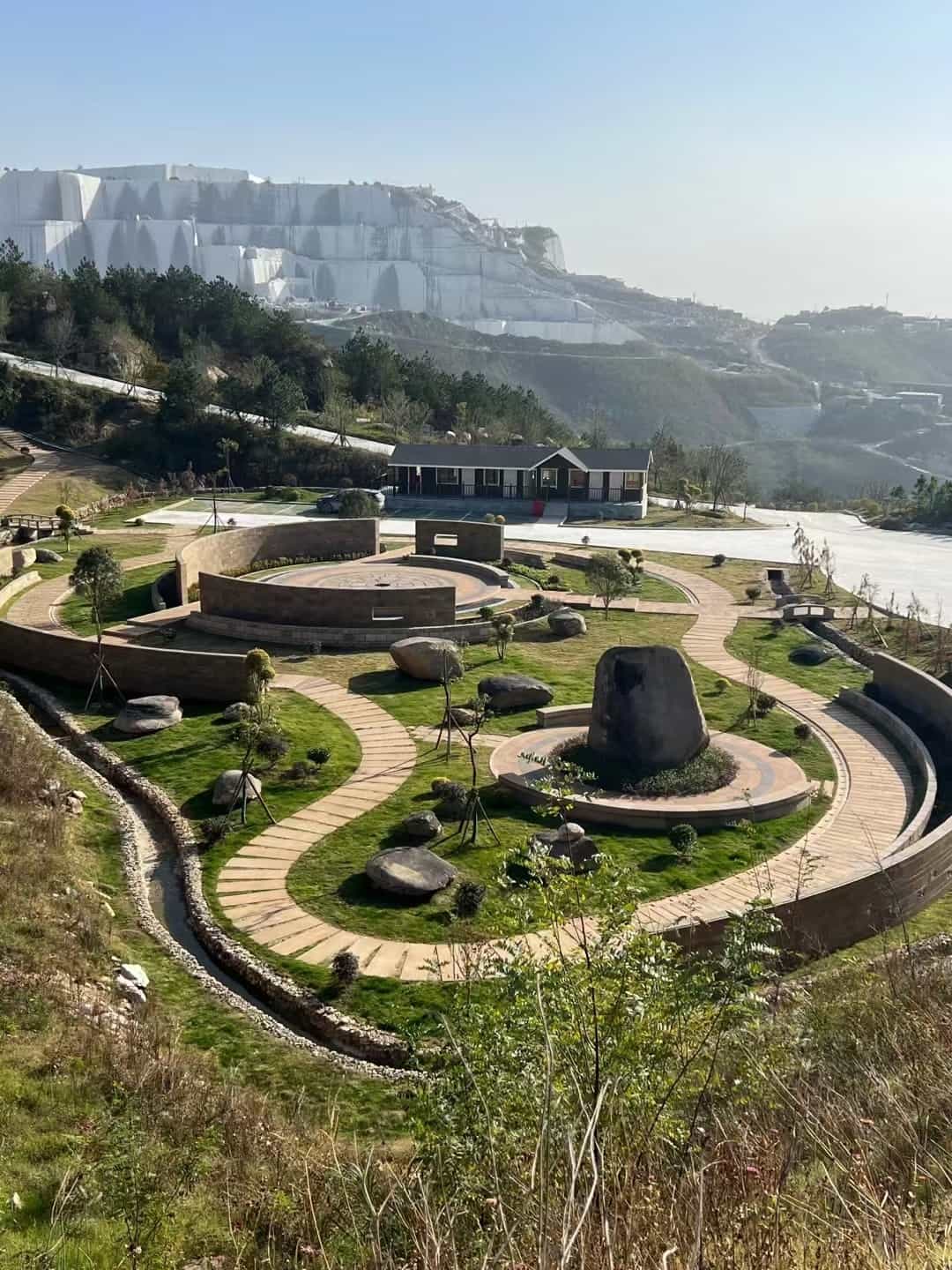 西藏仿古石铺装整体效果