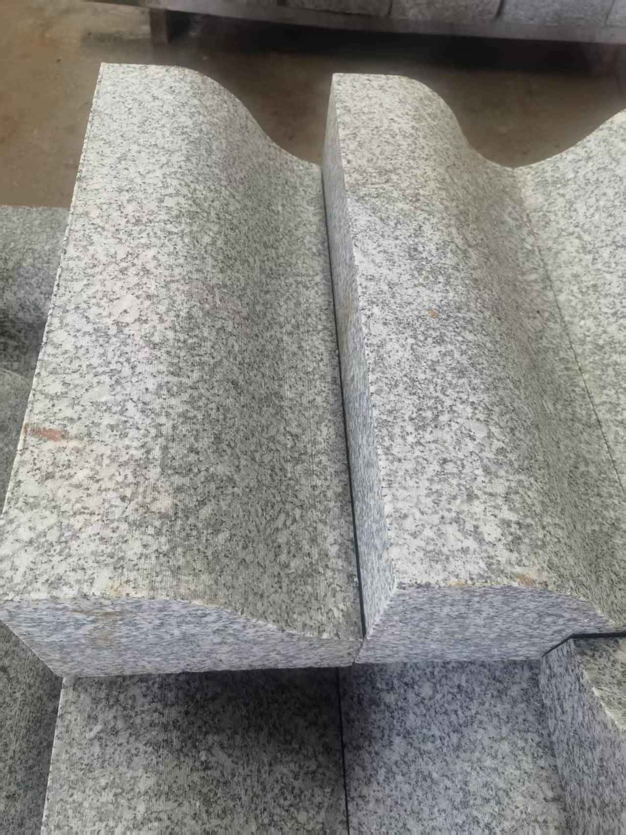 西藏芙蓉白S型拉丝面路沿石