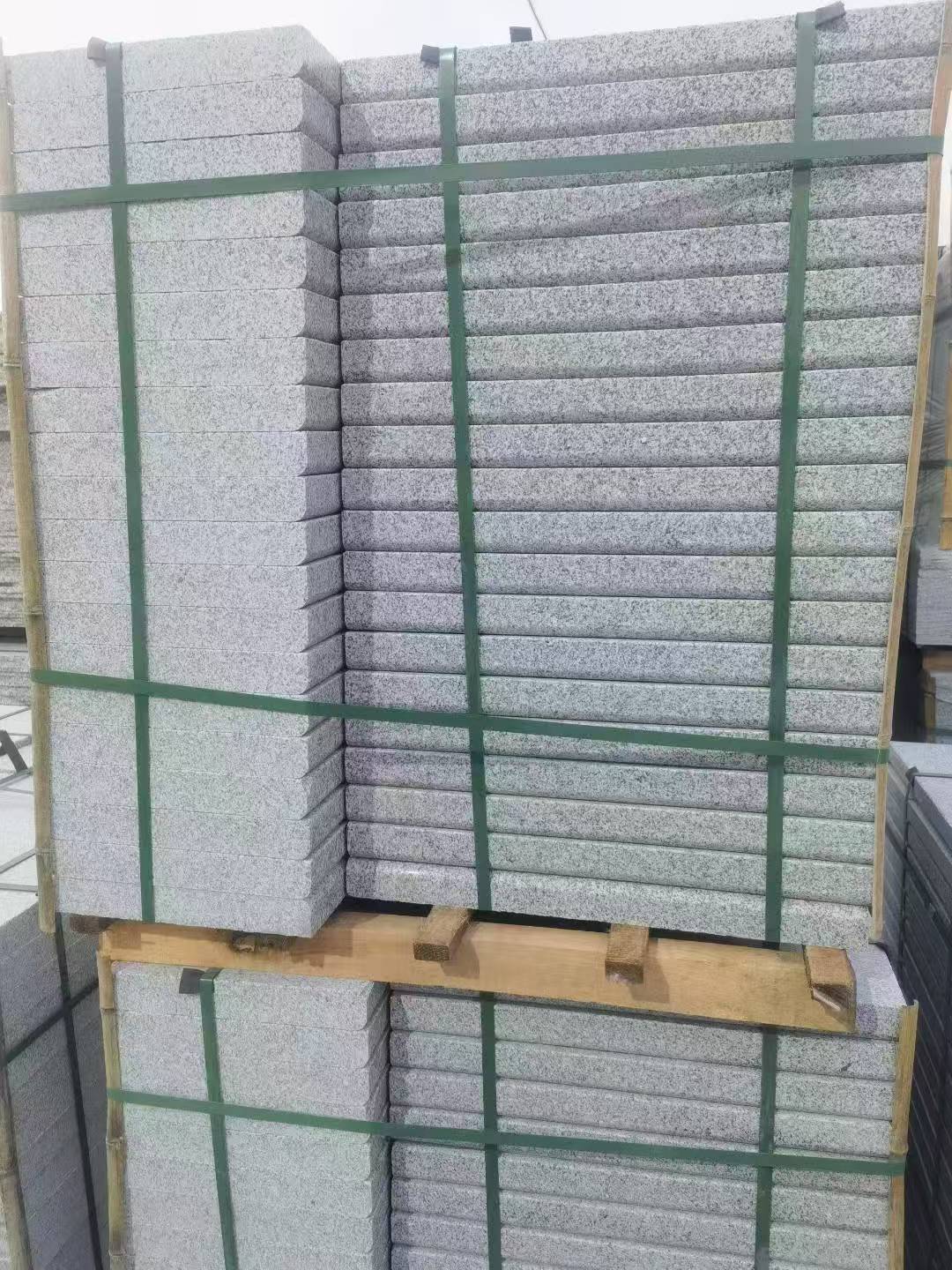 西藏 5公分芝麻白，倒斜角，室外楼梯踏步