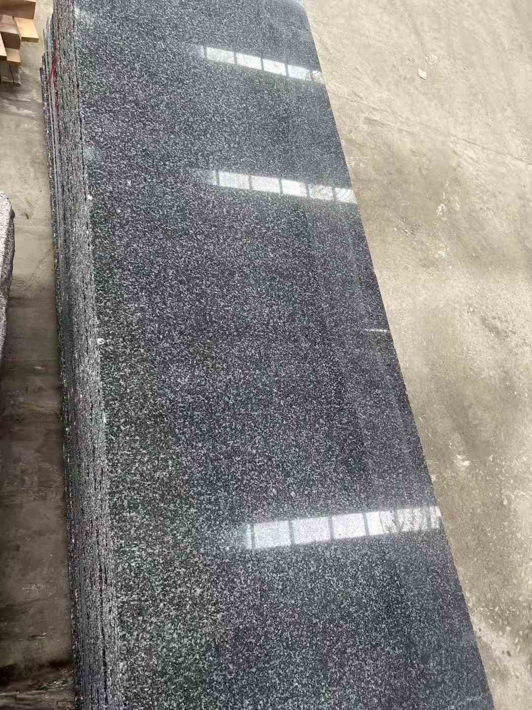 西藏 芝麻黑光面