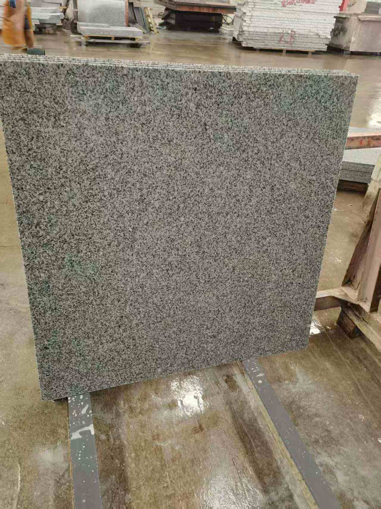 西藏 芝麻白光面900*900，高地铁标准